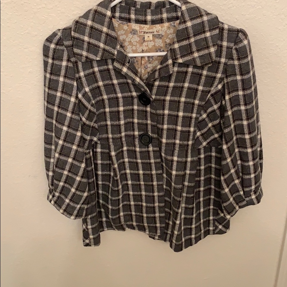 Half sleeve jacket/blazer
